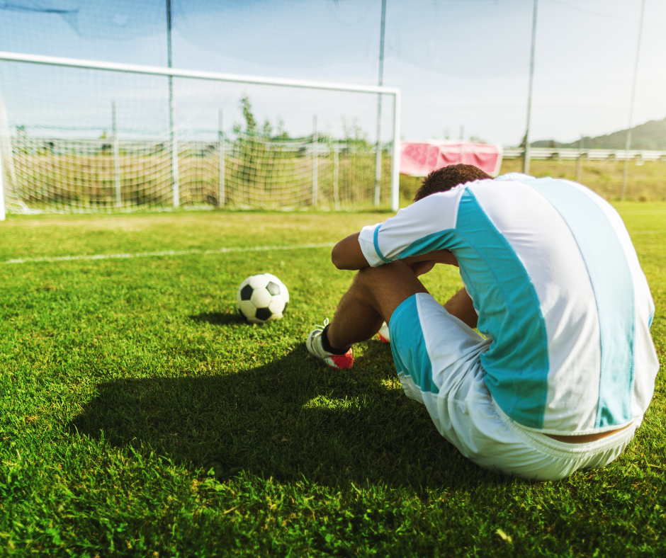 persona sconfitta a calcio